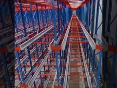 1200x1200 Radio Shuttle Pallet Racking ความหนาแน่นสูง สําหรับองค์กรคลังสินค้า